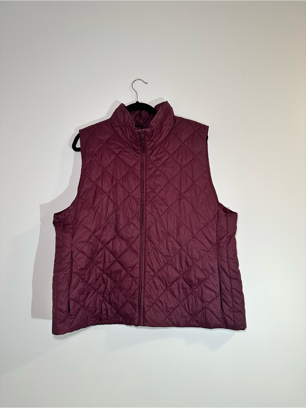 LOFT Quilted Vest in Burgundy